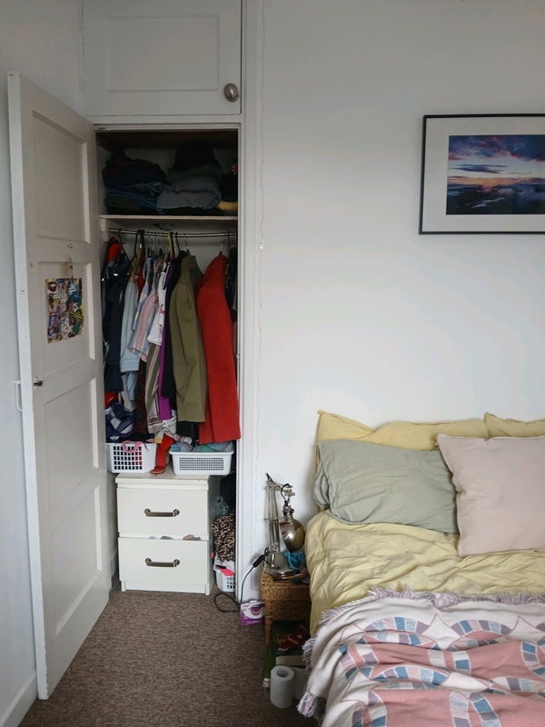 Room Benthal Road in Greater London