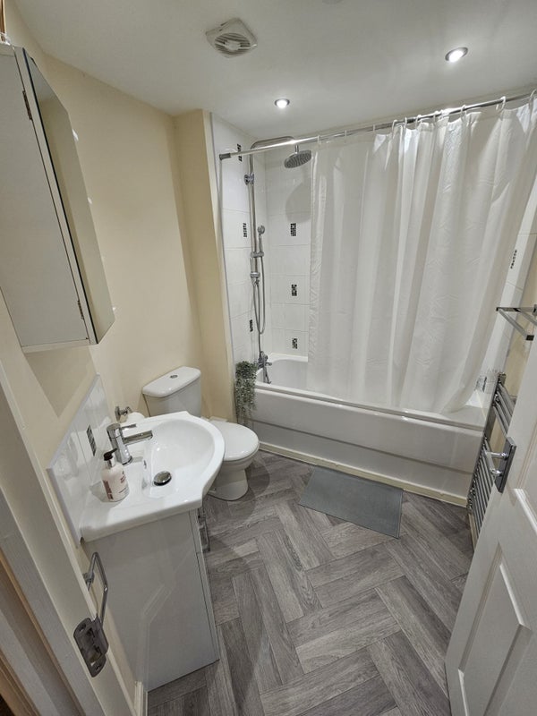Room Deerstalker Square in Sandwell