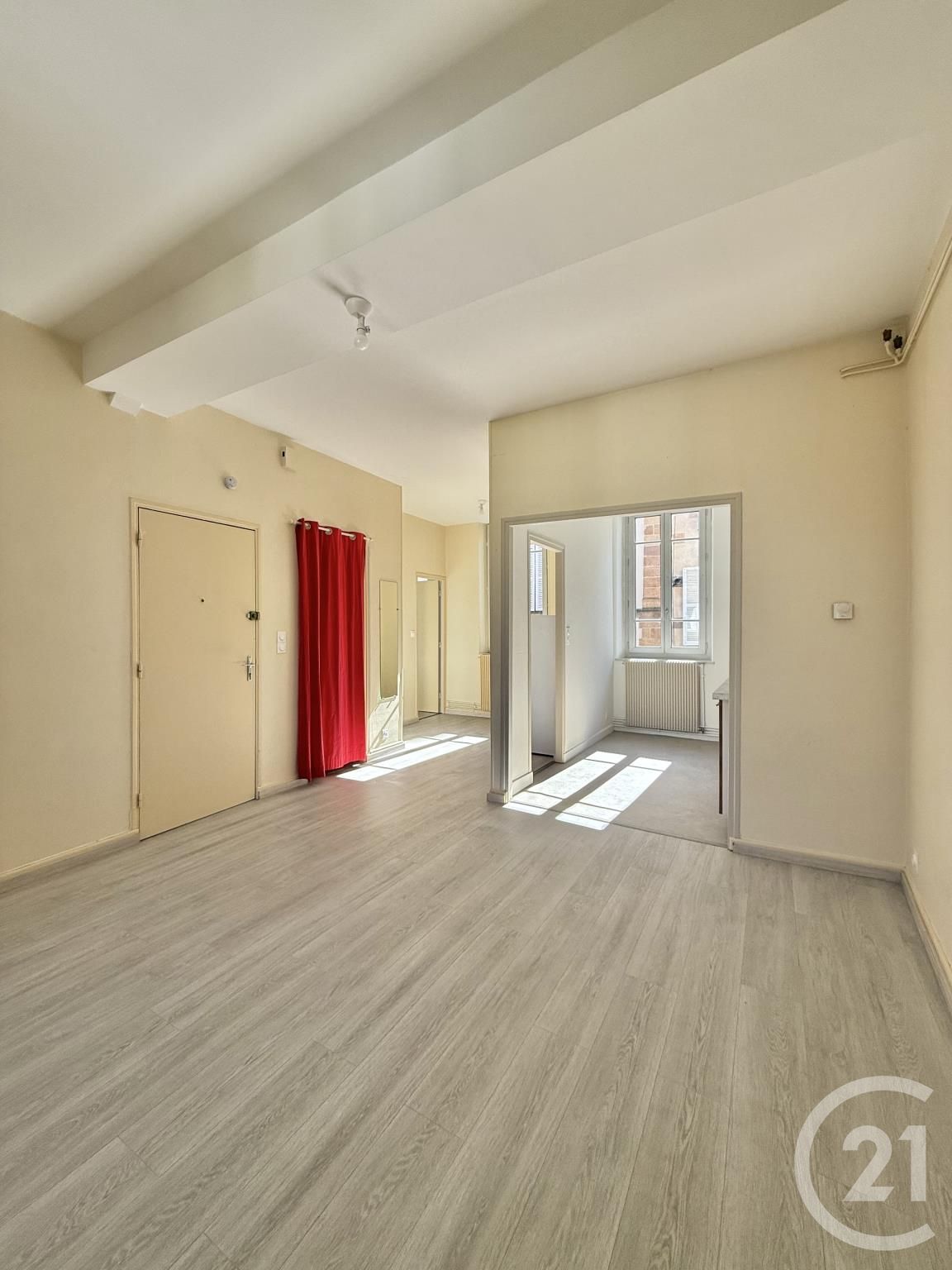 Flat Cours Jean Jaurès in Moulins