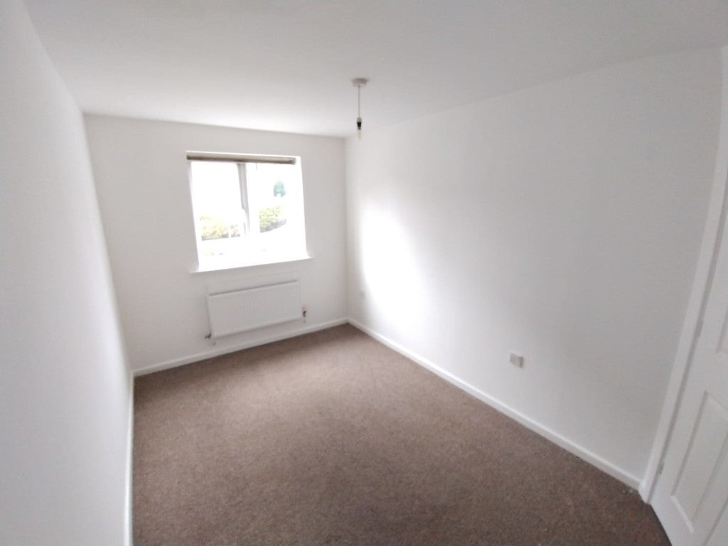 Flat Penn Road in Wolverhampton