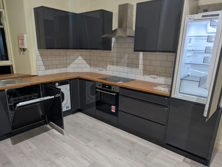 Flat Marchmont Crescent in City of Edinburgh