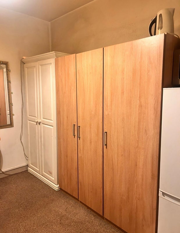 Room Lilford Road in Greater London