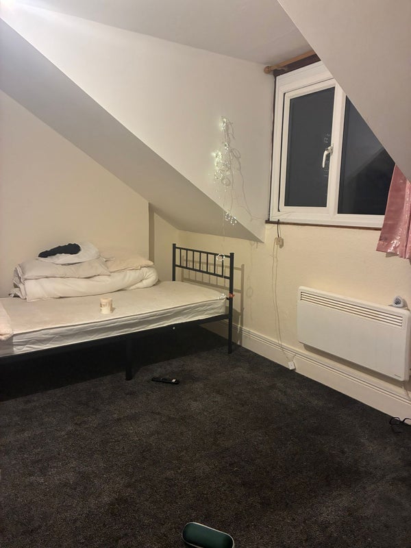 Room Milton Road in Weston-super-Mare