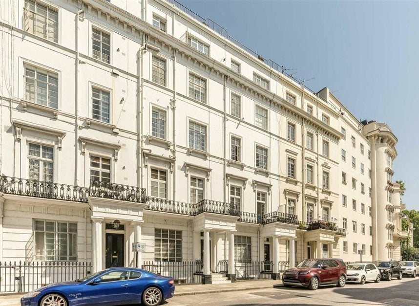 Flat Westbourne Crescent in City of Westminster