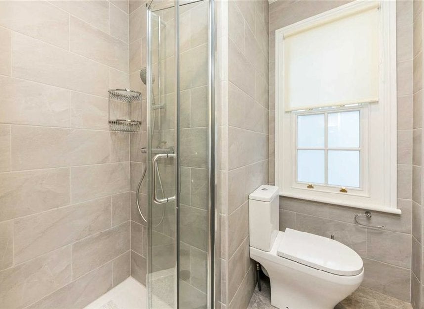 Flat Westbourne Crescent in City of Westminster
