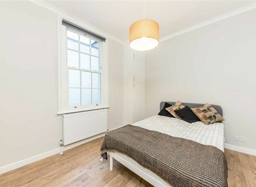 Flat Westbourne Crescent in City of Westminster