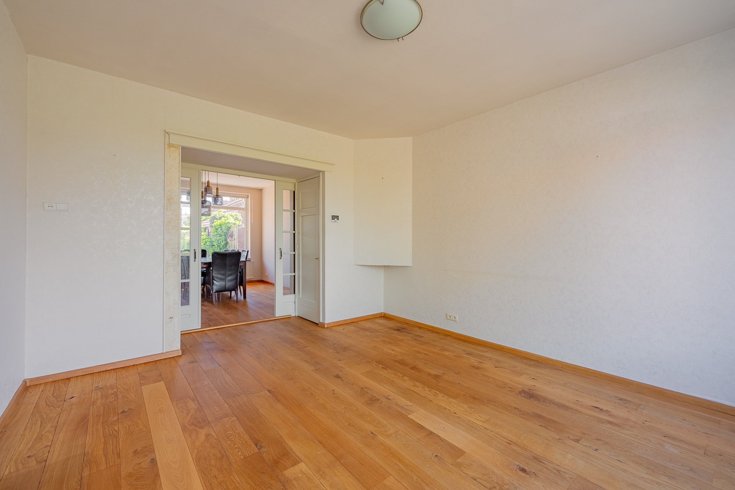 Tussenwoning te koop: De Ruyterstraat 51, Middelburg