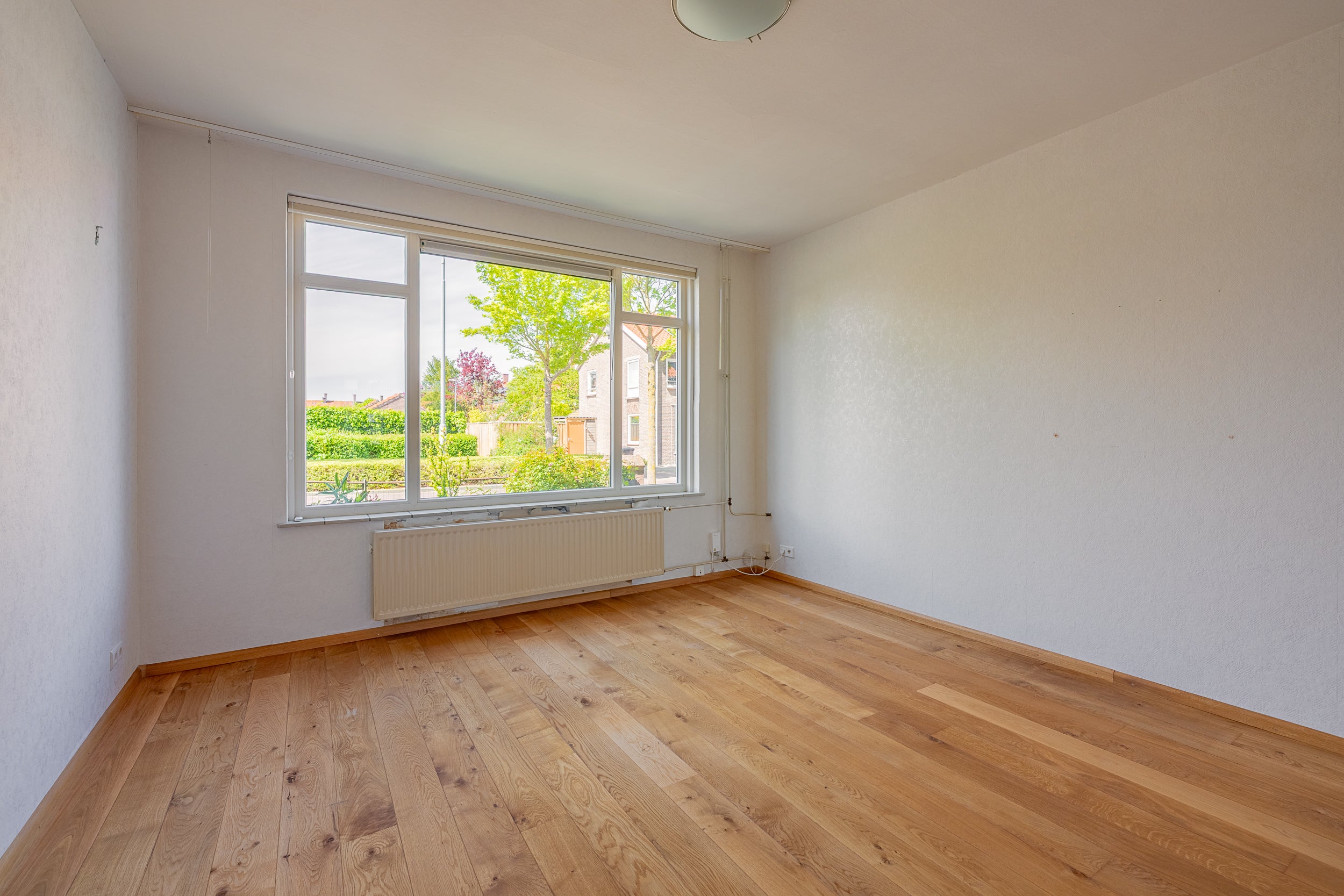Tussenwoning te koop: De Ruyterstraat 51, Middelburg