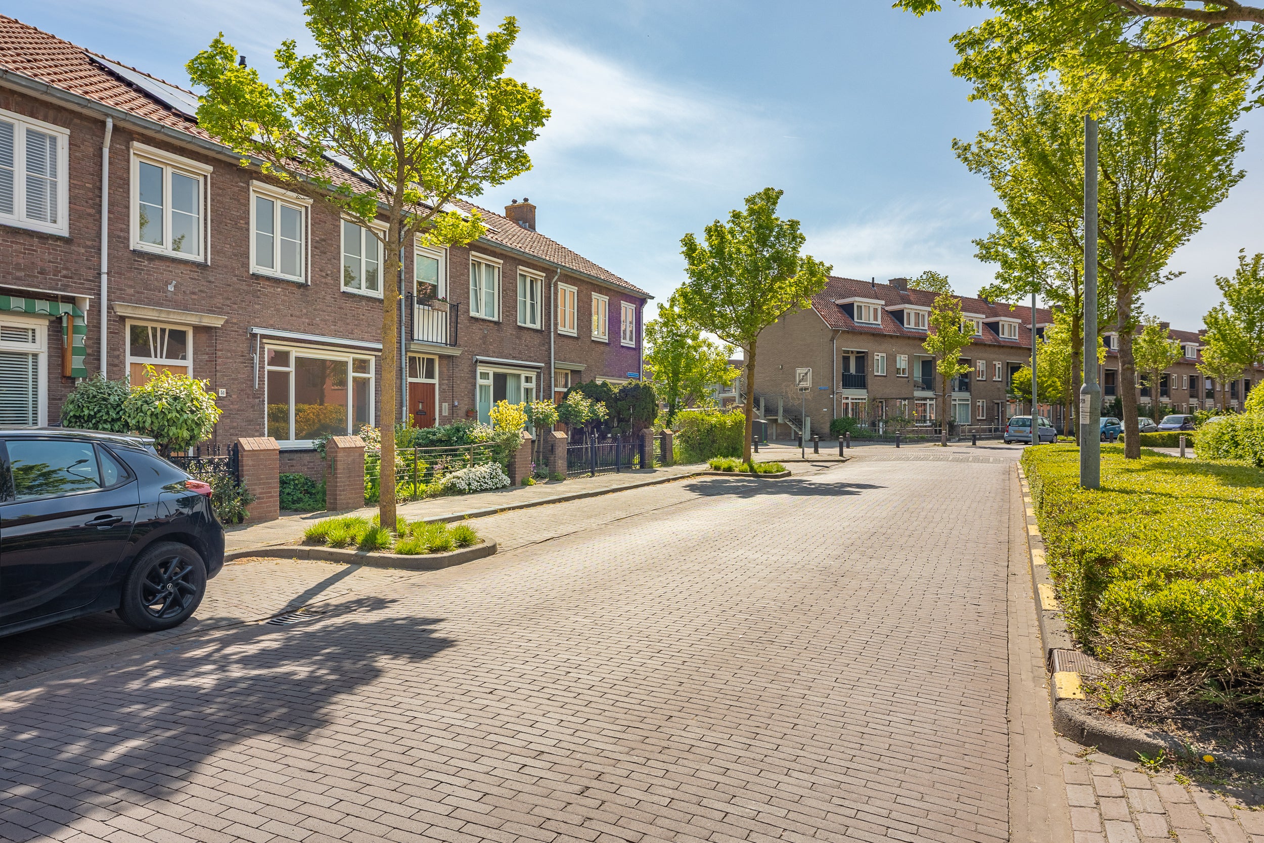 Tussenwoning te koop: De Ruyterstraat 51, Middelburg
