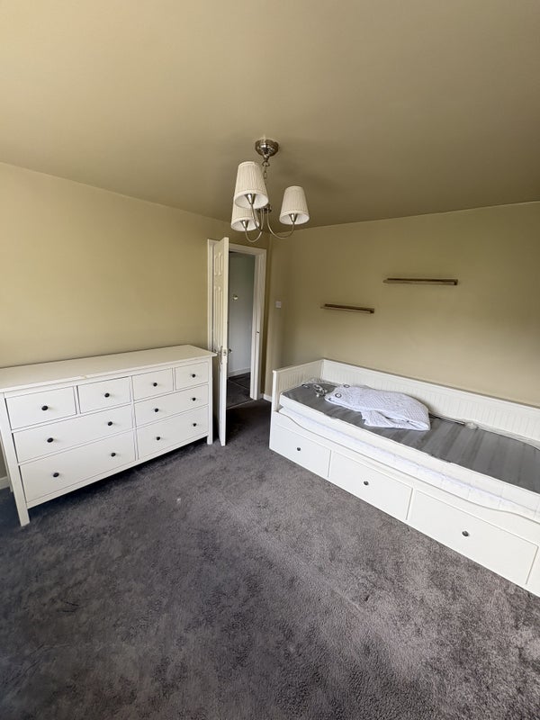 Room Wardlaw Crescent in East Kilbride