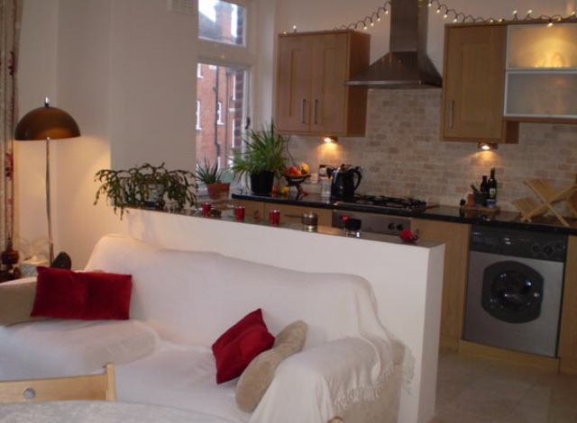 Flat Drewstead Road in Greater London