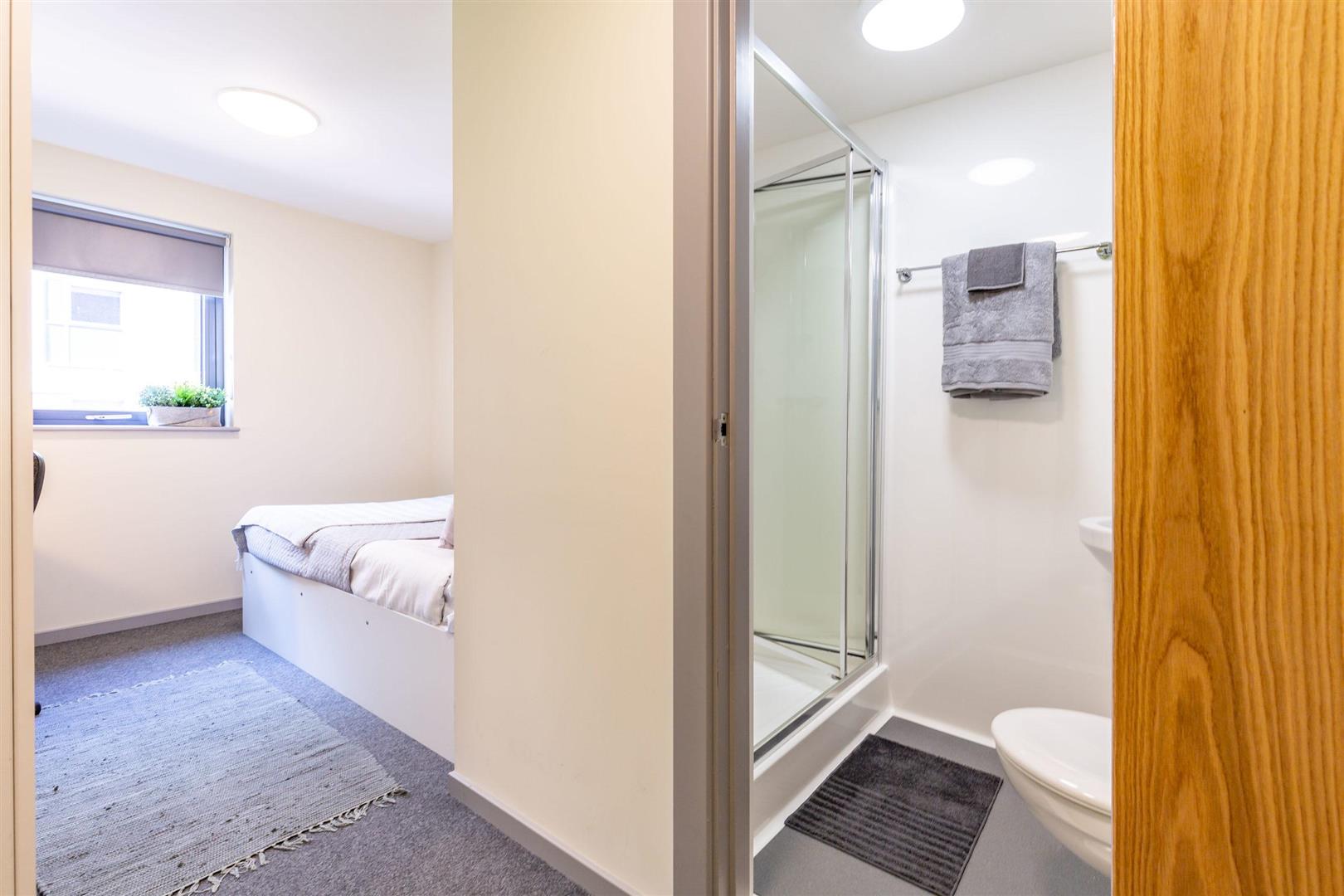 Room Portland Road in Newcastle upon Tyne