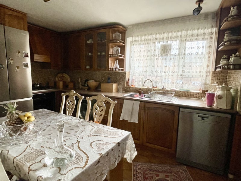 Room Aldersbrook Lane in Greater London