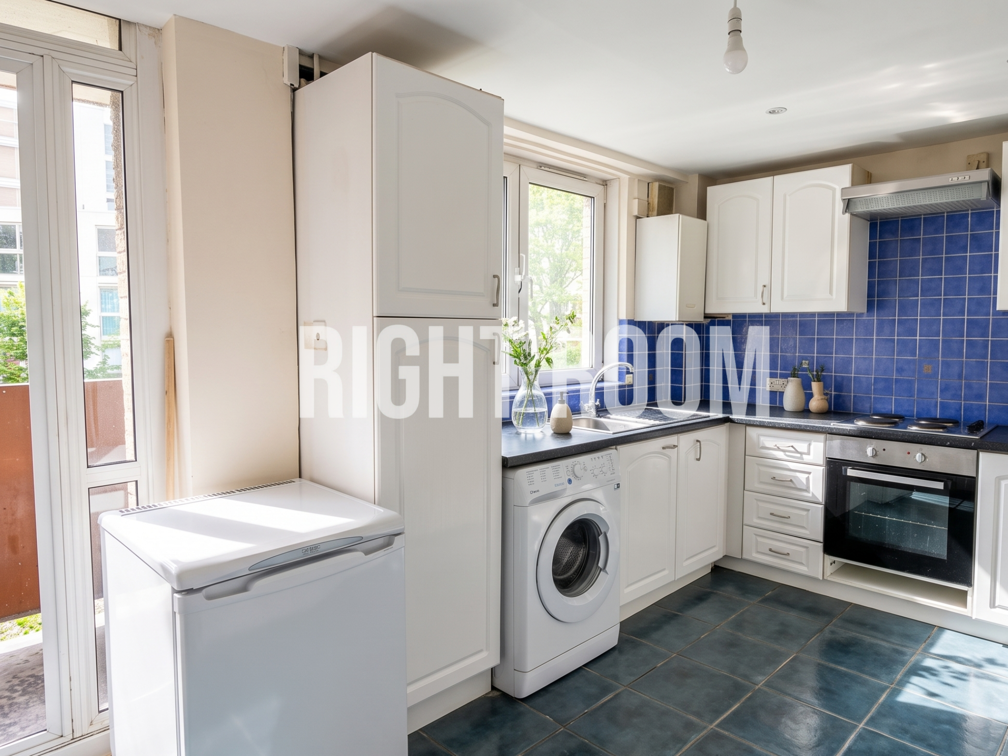 Room Mellish Street in Greater London