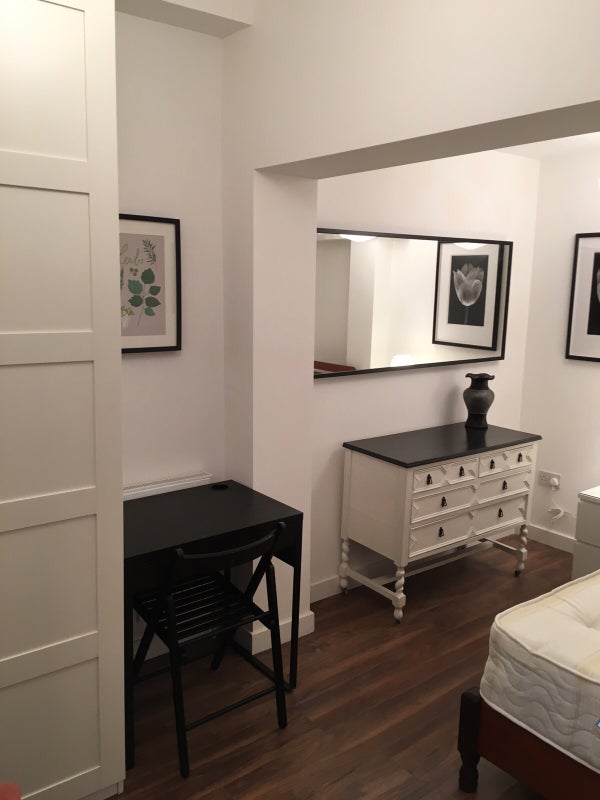 Room Malvern Road in Greater London