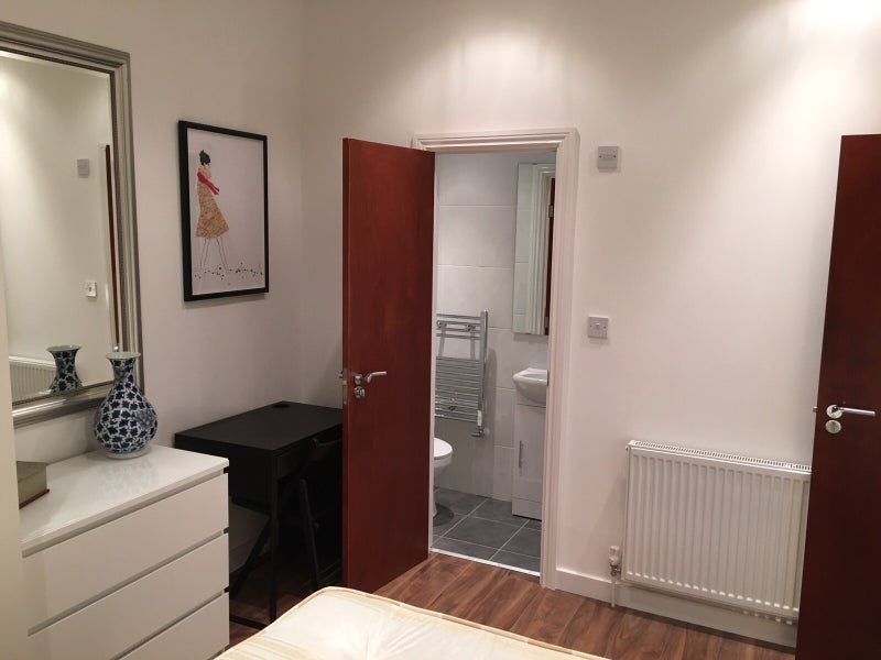 Room Malvern Road in Greater London