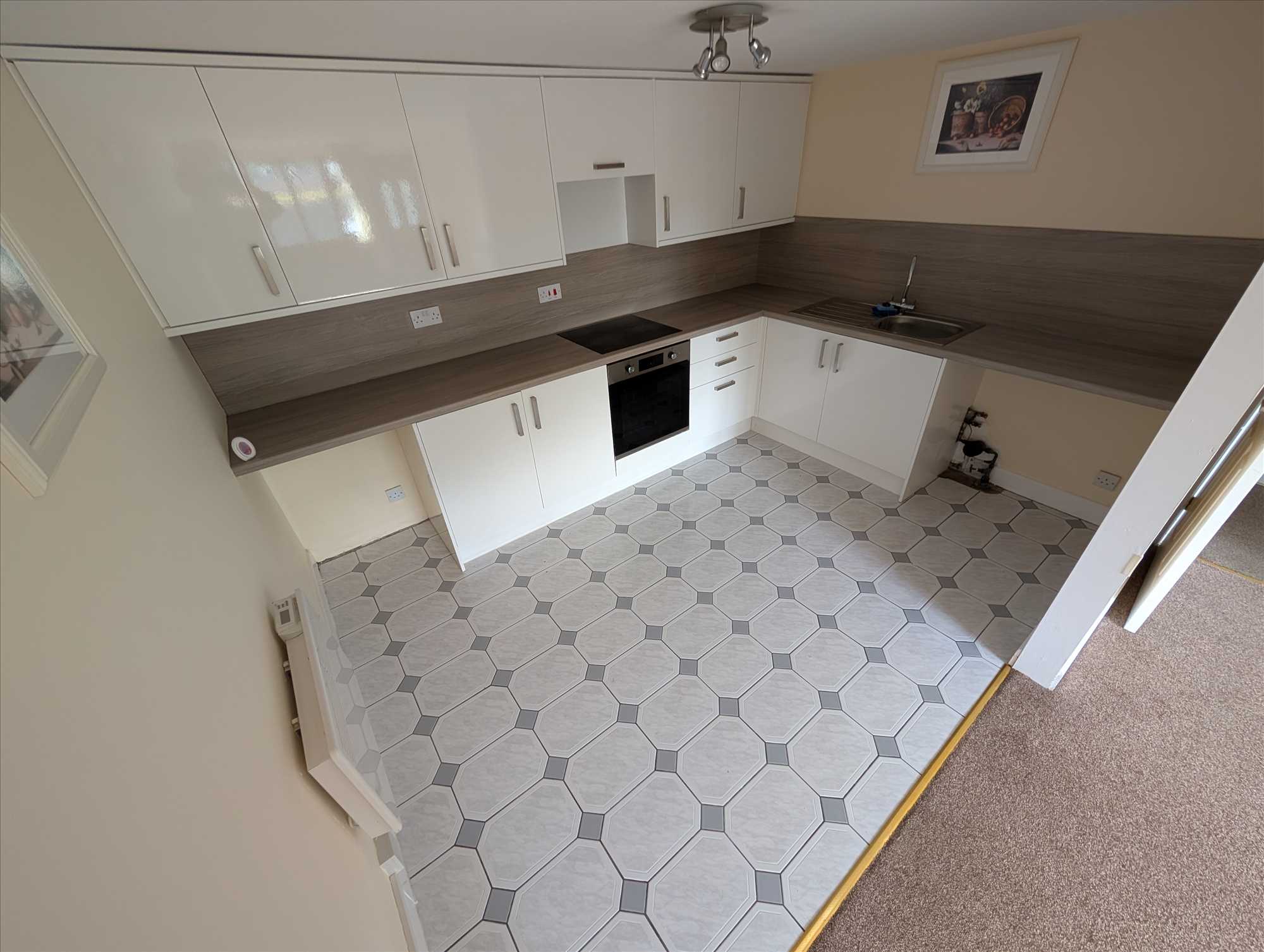 Flat Fairfield Road in Borough of Wyre