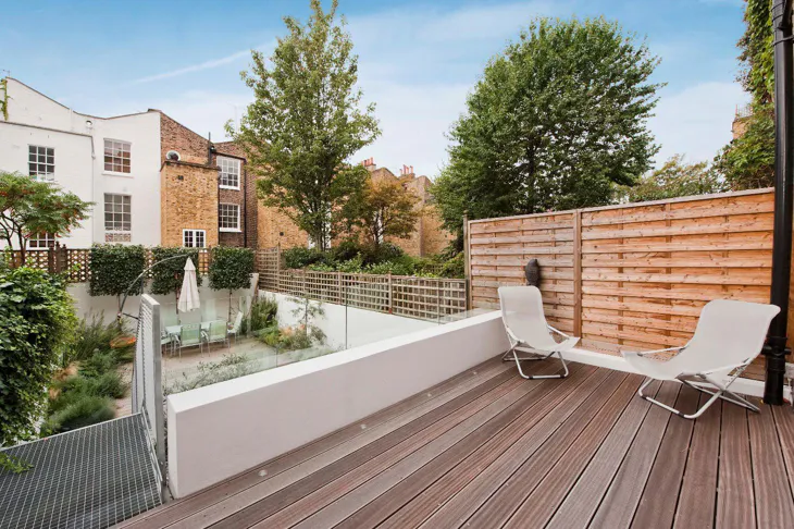House Redcliffe Road in Greater London