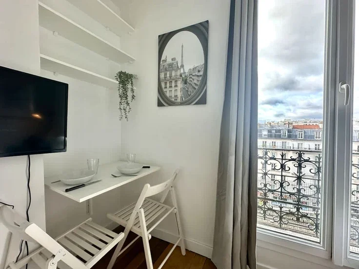 Flat Rue Dupleix in Paris