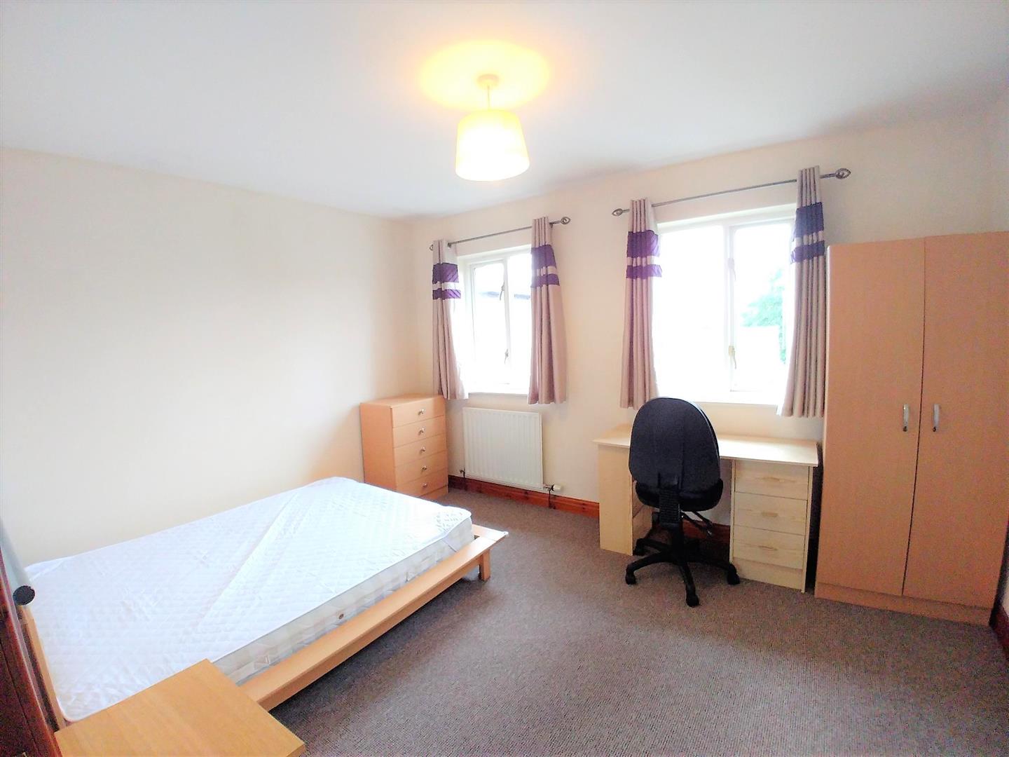 Room Station Road in Lancaster