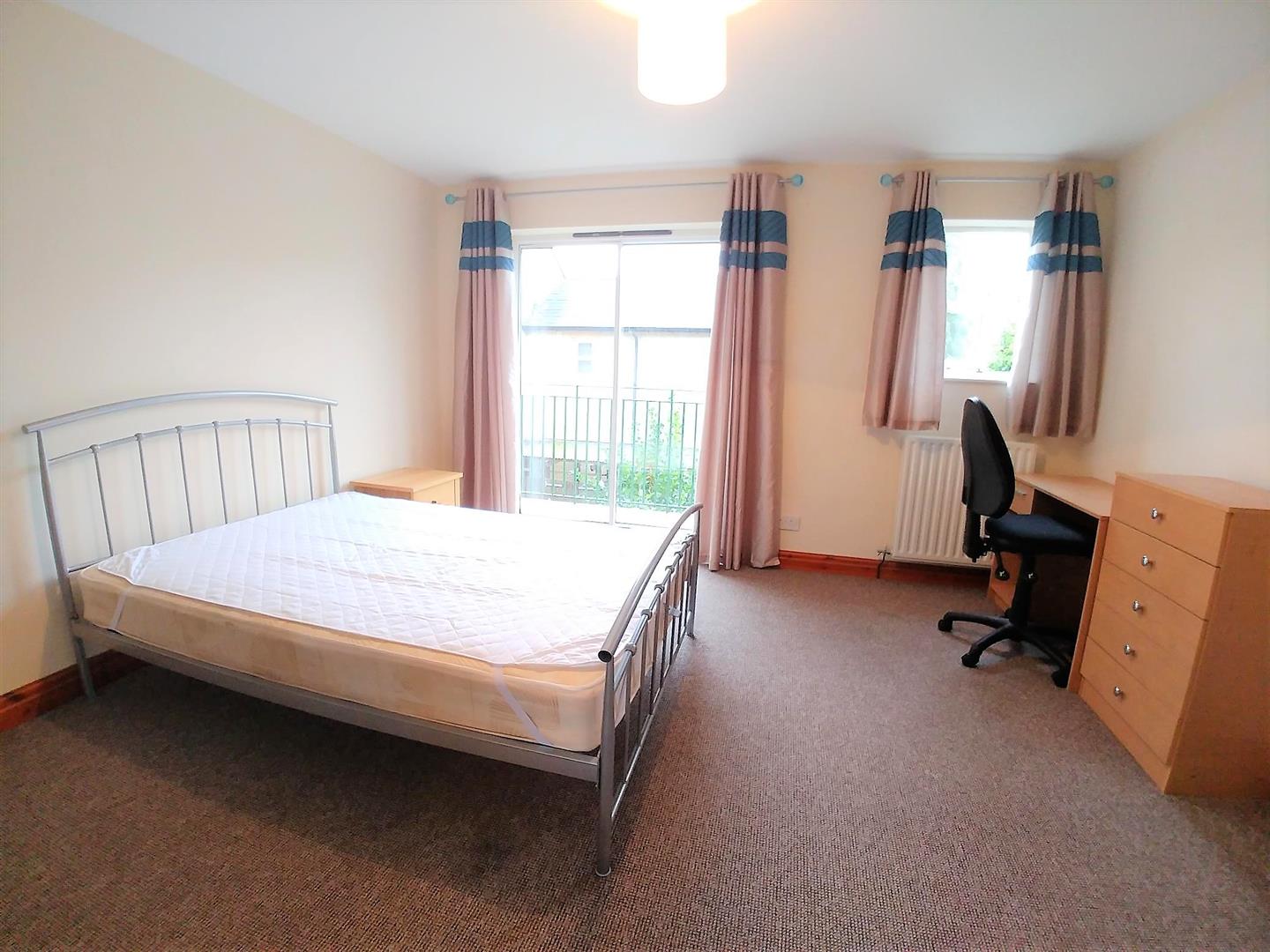 Room Station Road in Lancaster