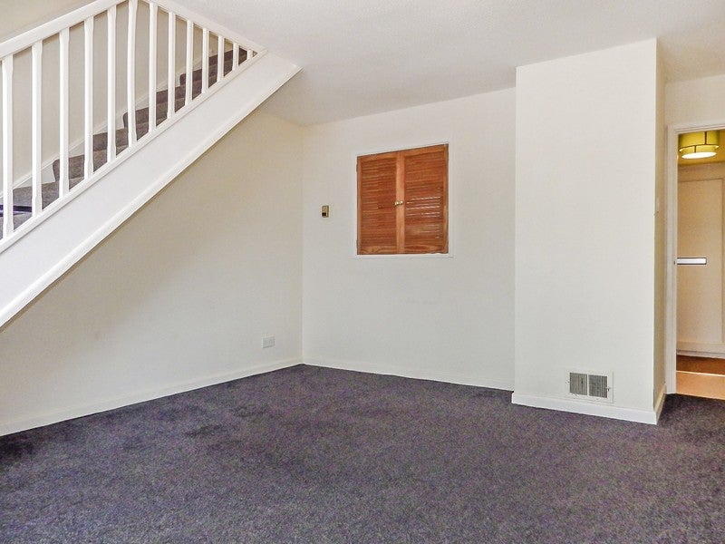 House Winchelsea Close in Cherwell District