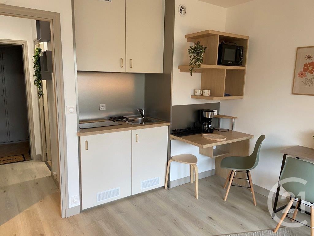 Appartement Avenue Jean Jaurès à Arpajon-sur-Cère