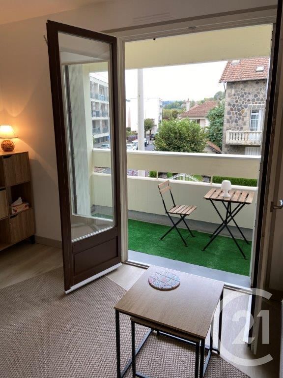 Appartement Avenue Jean Jaurès à Arpajon-sur-Cère