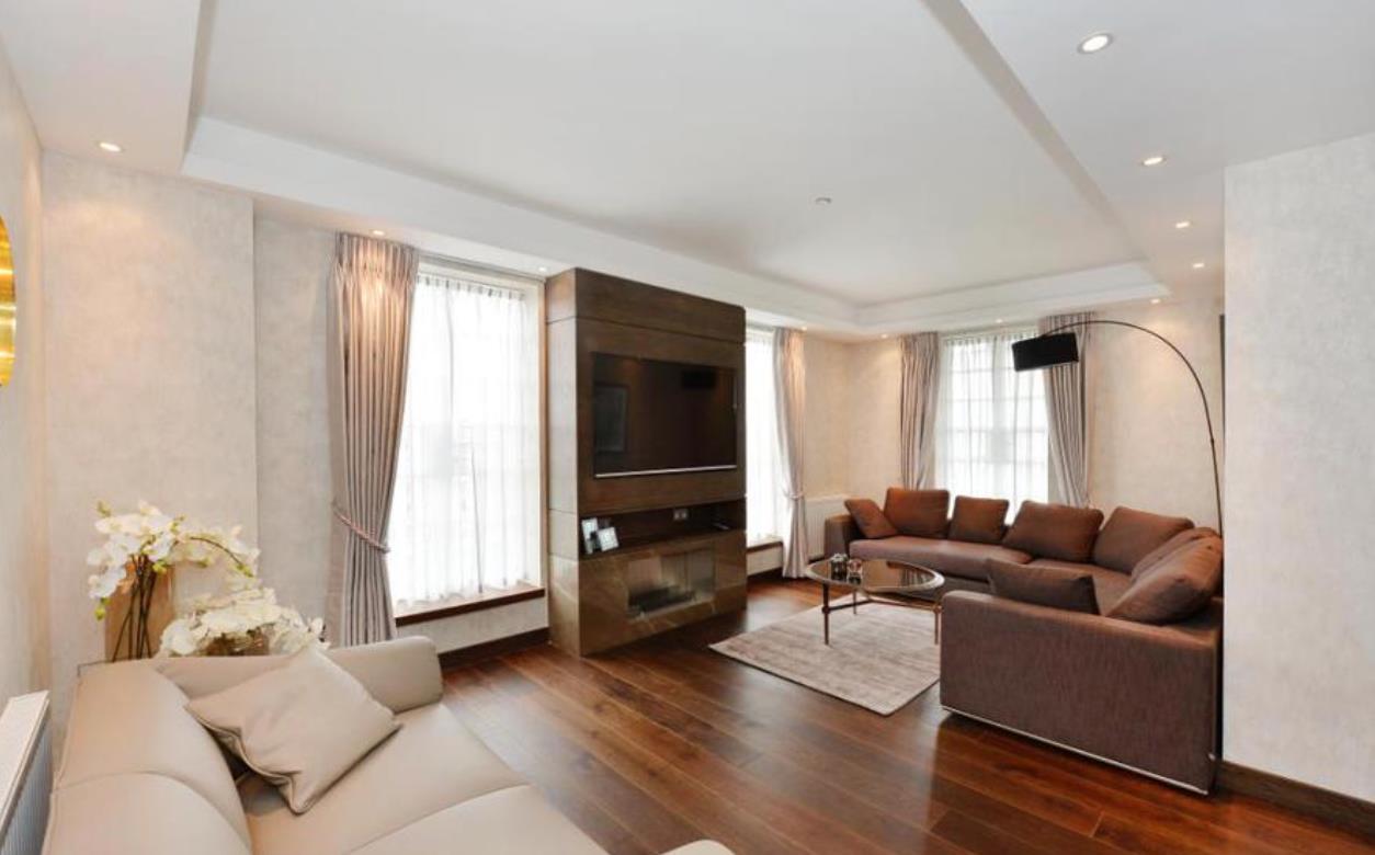 House Portman Towers in City of Westminster