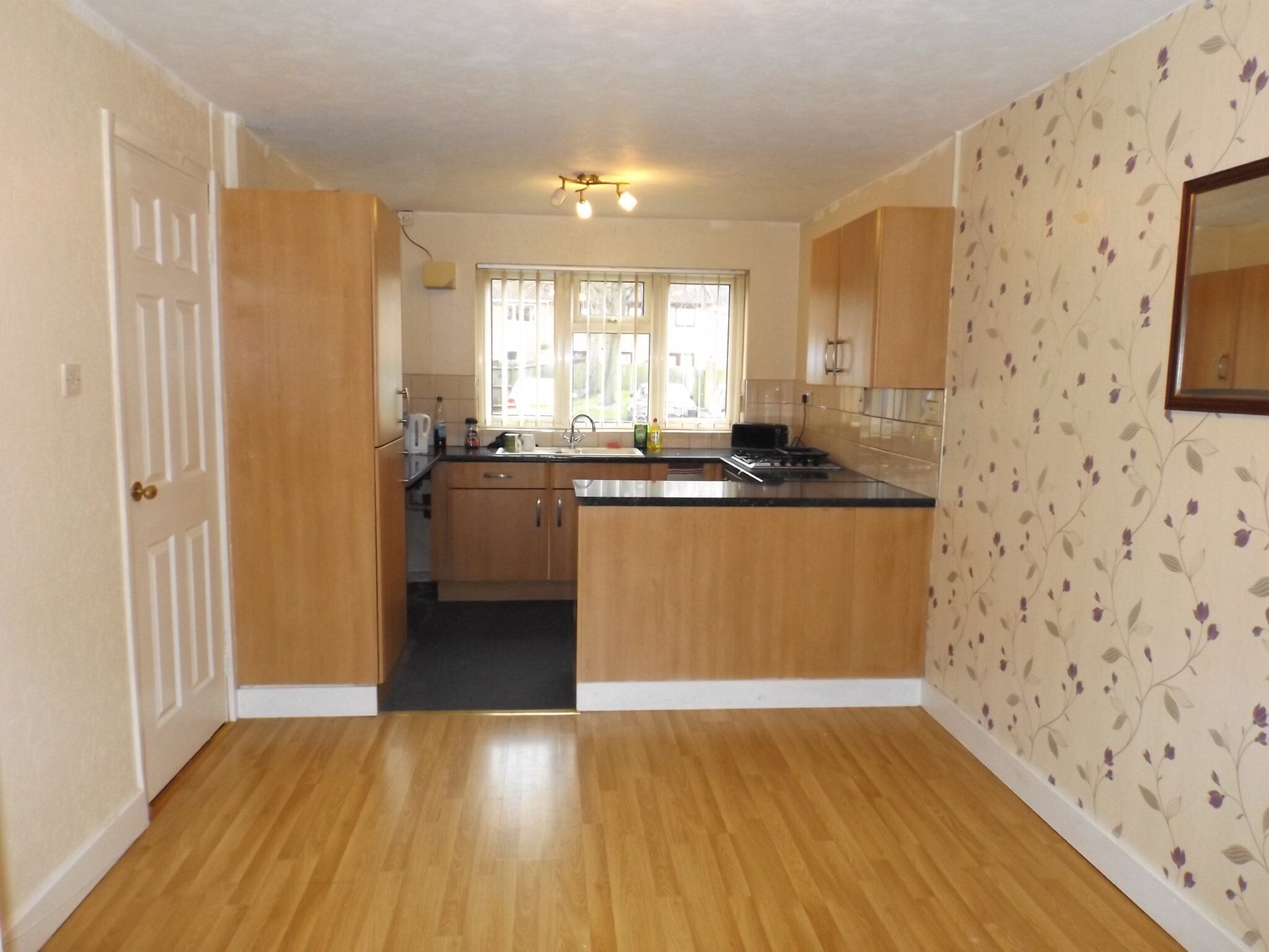 House Fairlawn Close in Bloxwich