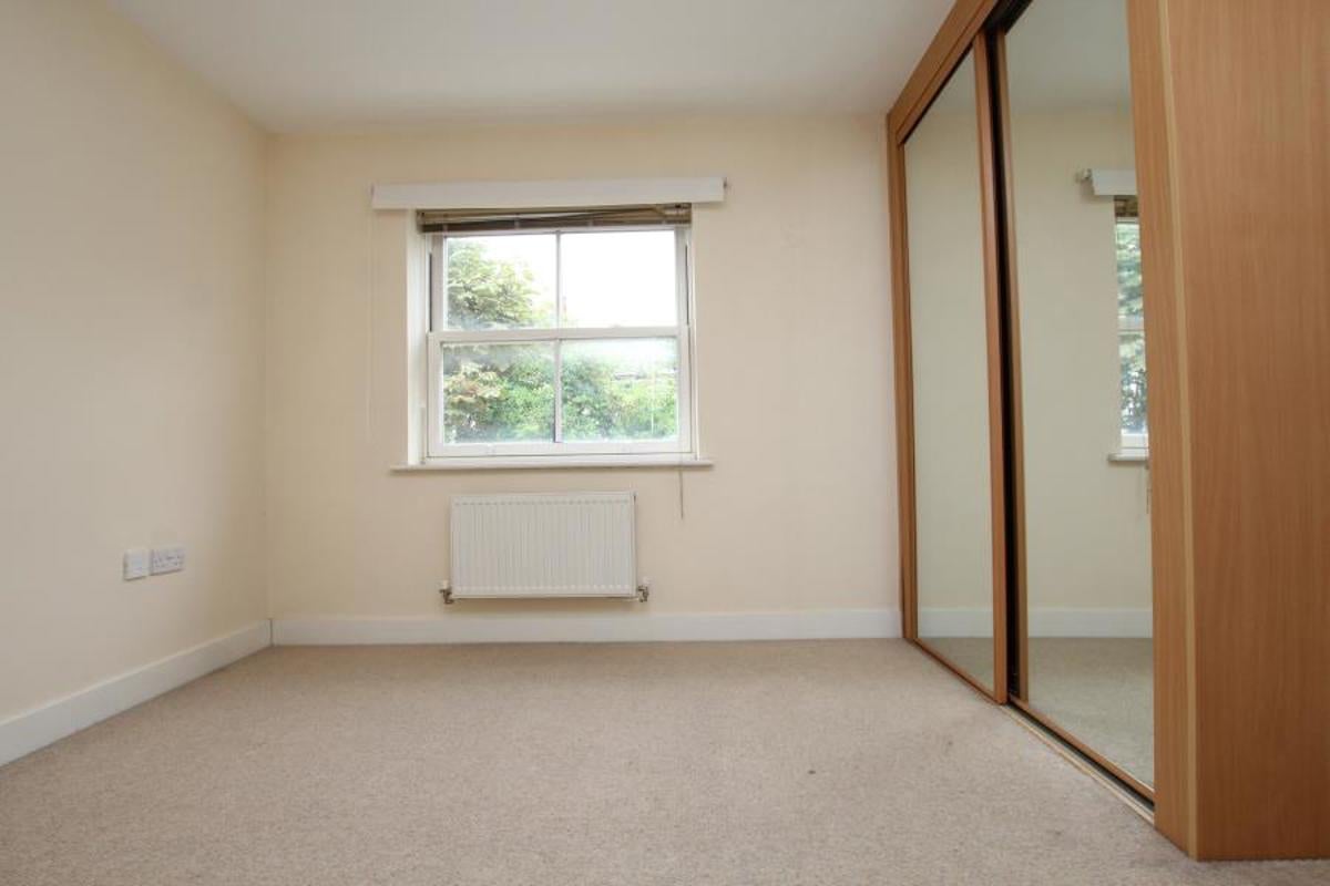 Flat Arley Hill in Bristol