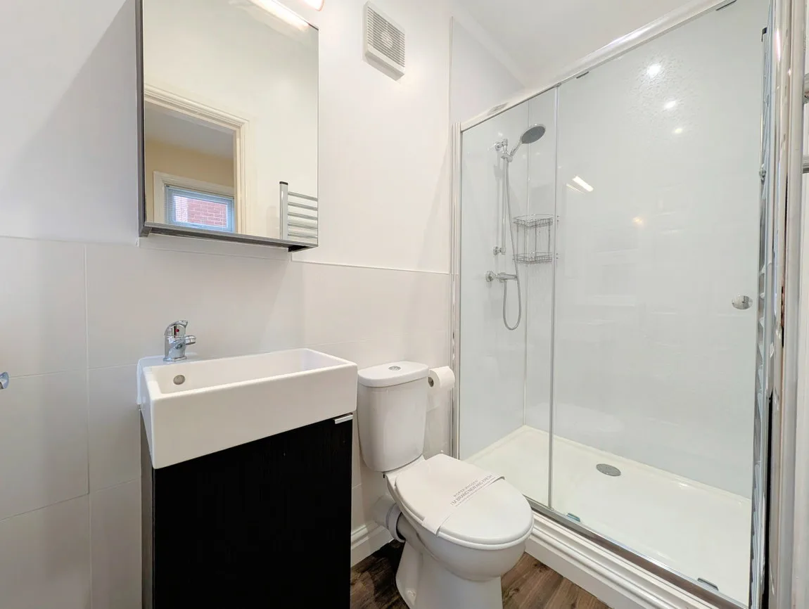 Flat Upper Aughton Road in Southport