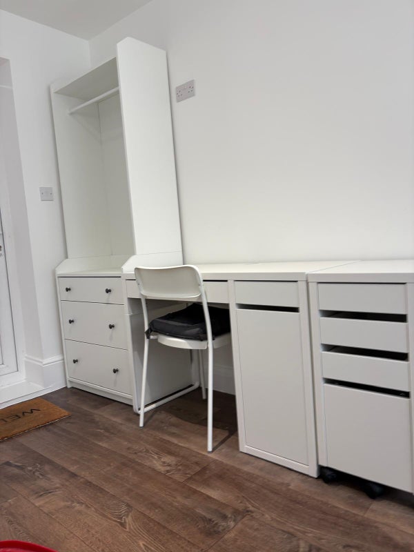 Flat East Rochester Way in Greater London