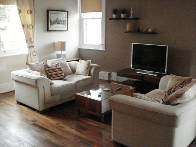 Flat Lyndhurst Road in Liverpool
