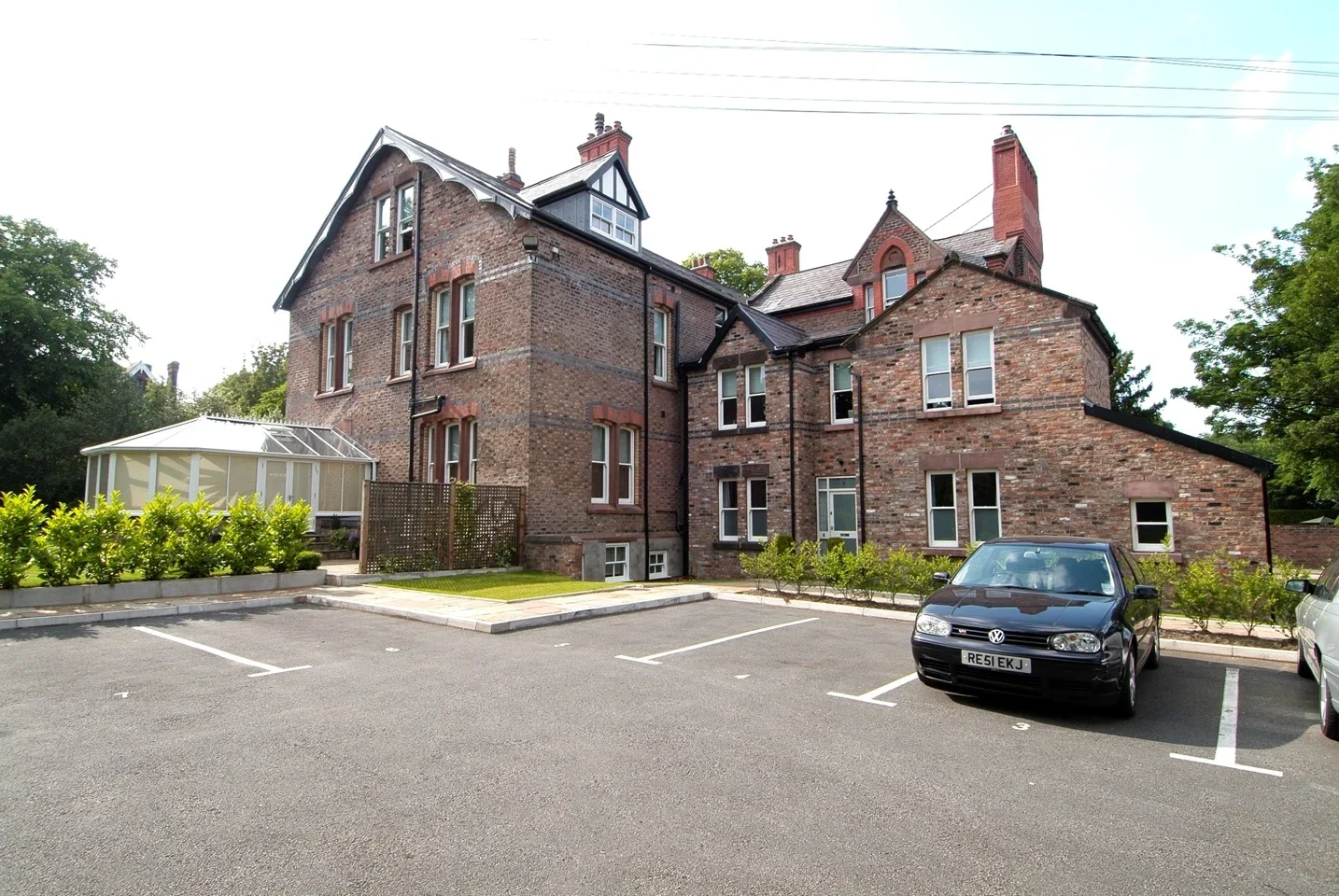 Flat Lyndhurst Road in Liverpool