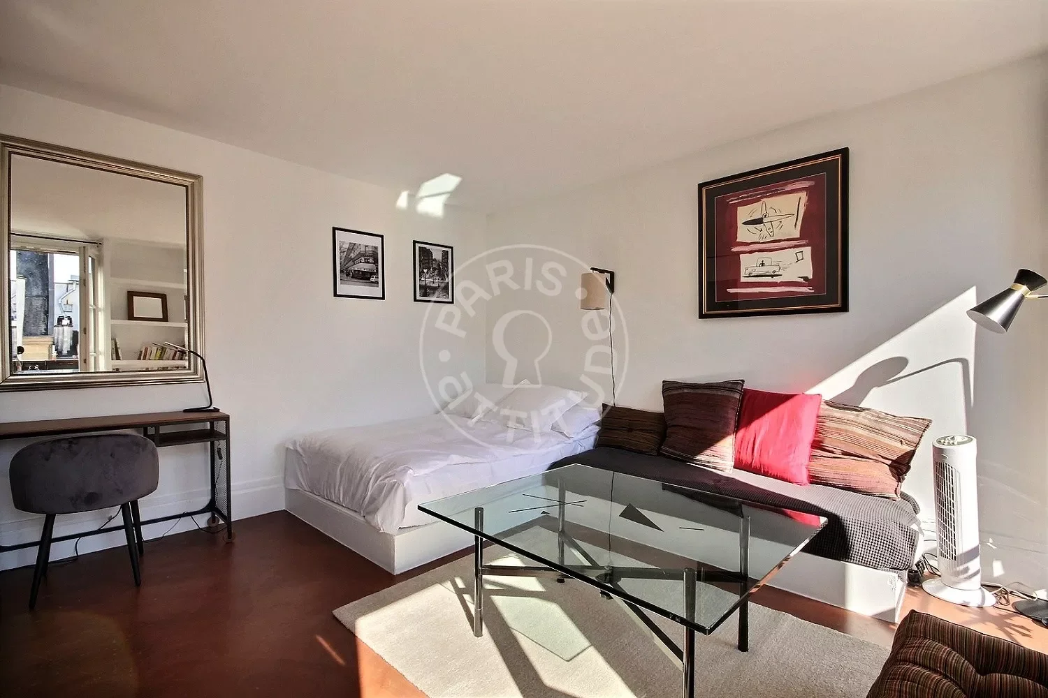 Appartement Rue Madame de Sévigné à Paris