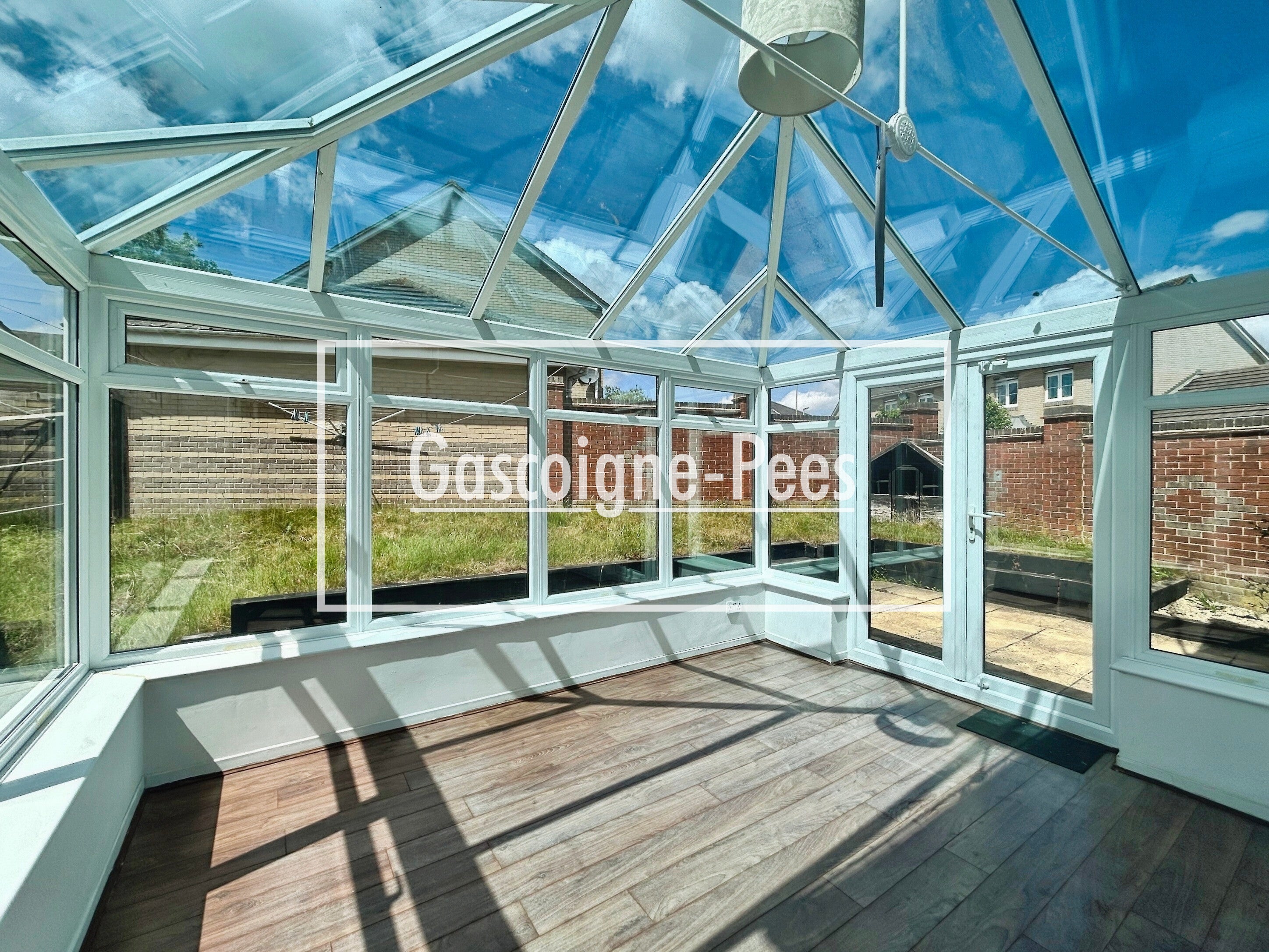House Pentland Close in Basingstoke and Deane