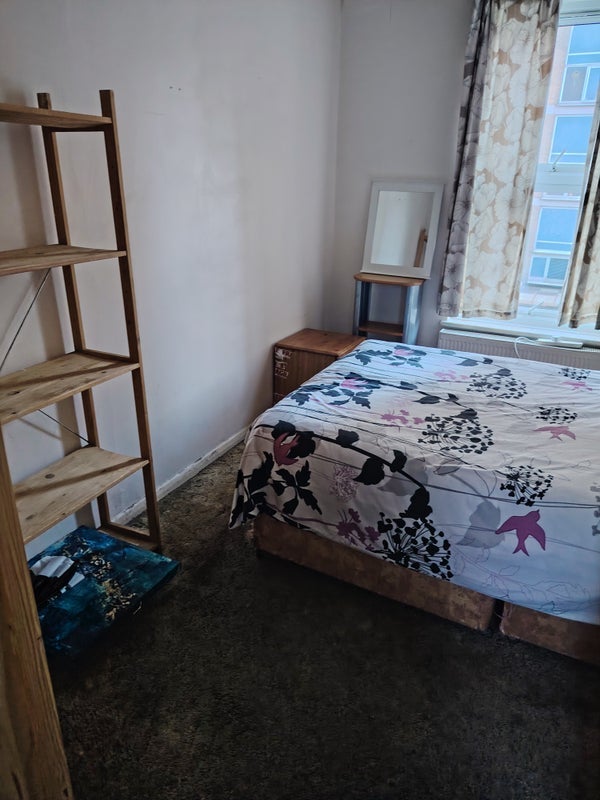 Room Penzance Street in Greater London