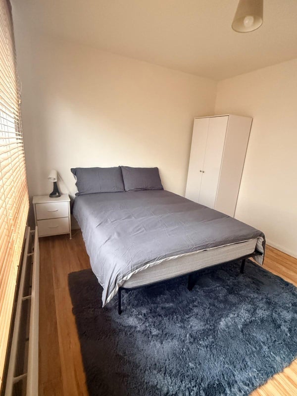 Room Sisulu Place in Greater London
