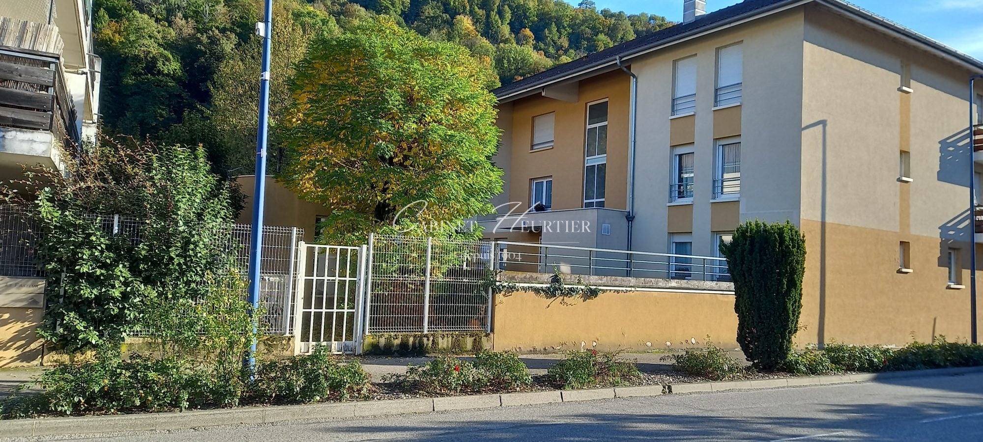 Flat Route de Revollat in La Combe-de-Lancey