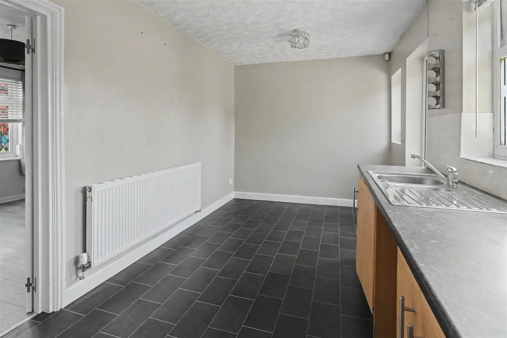 House Tilbury Rise in Nottingham