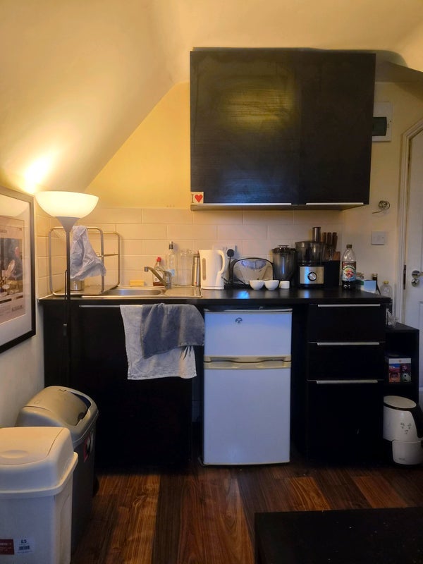 Room Upper Walthamstow Road in Greater London
