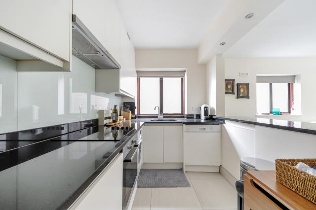 Flat St Edmund's Terrace in London