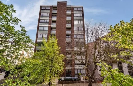 Flat St Edmund's Terrace in London
