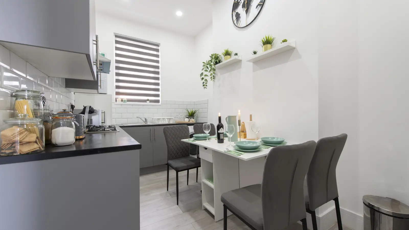 Flat Pelly Road in Greater London