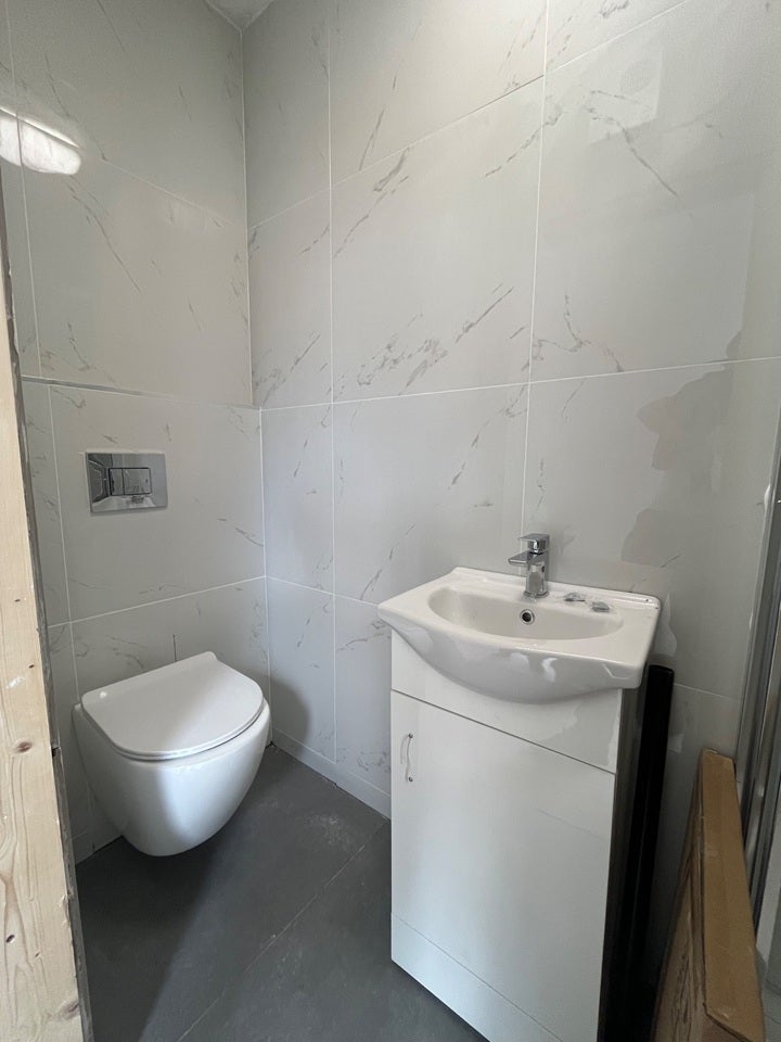 Flat Wilmot Road in Greater London