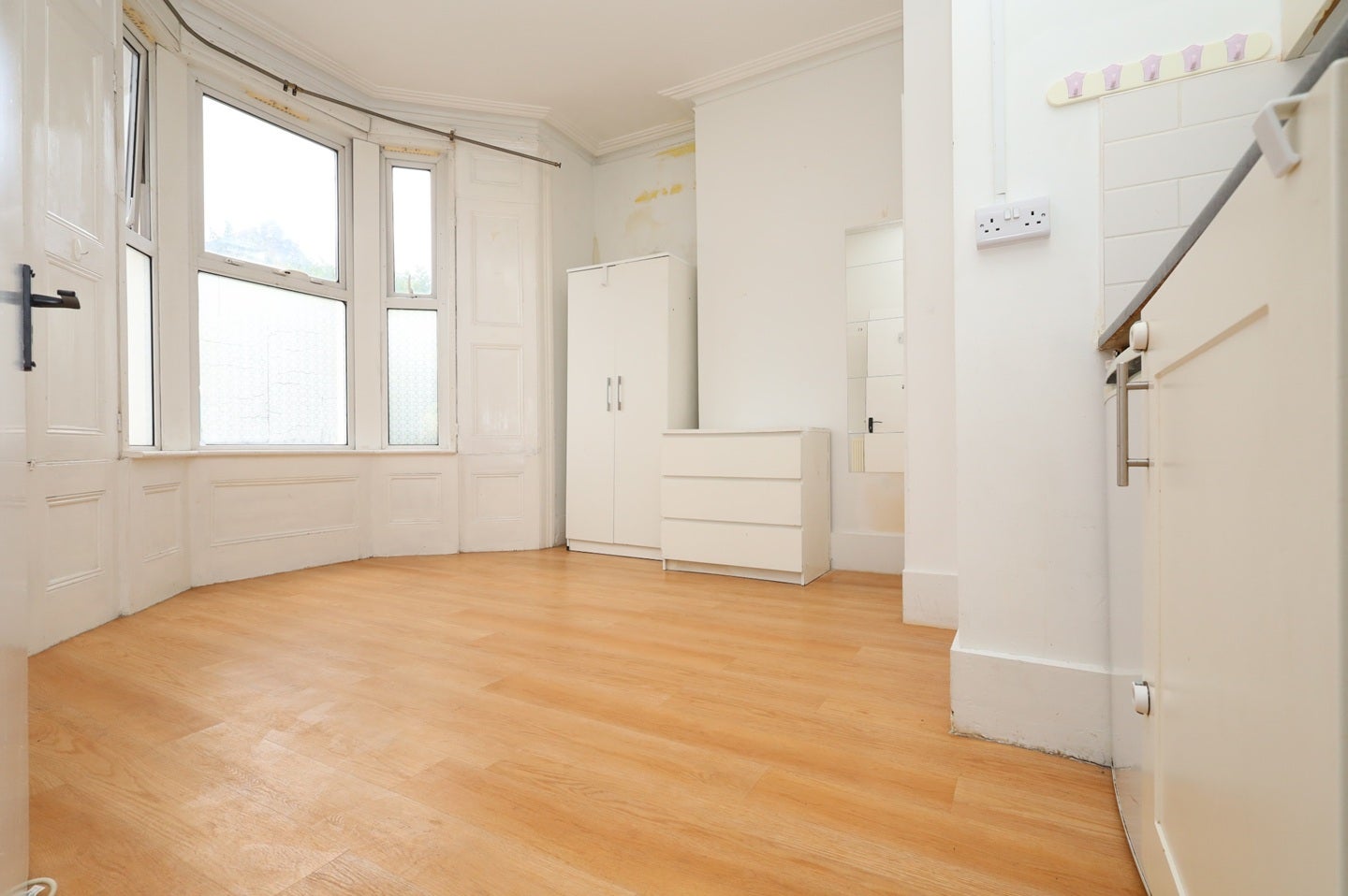 Room Tynemouth Road in Greater London