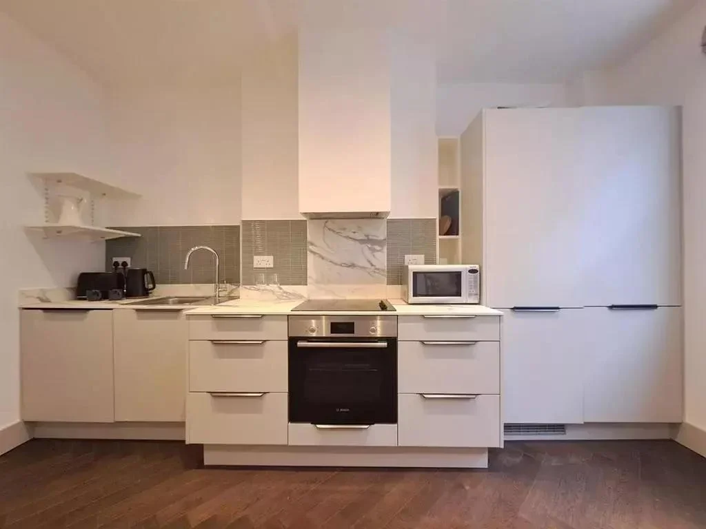 Flat Allitsen Road in City of Westminster