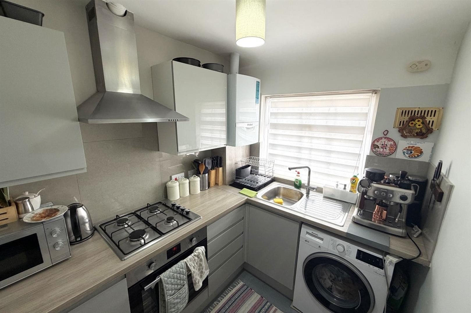Flat Southdown Crescent in Greater London