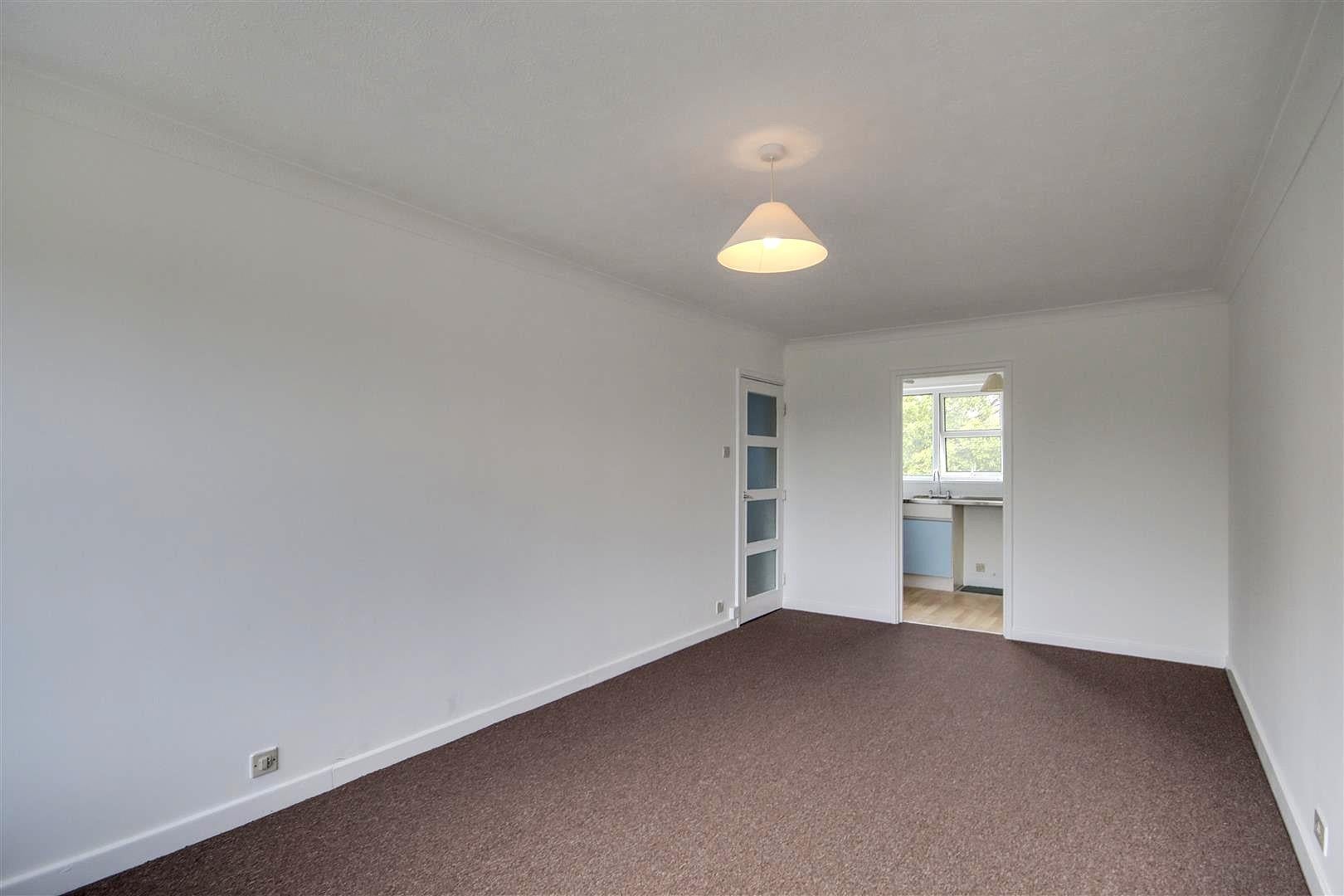Flat Downview Road in Worthing